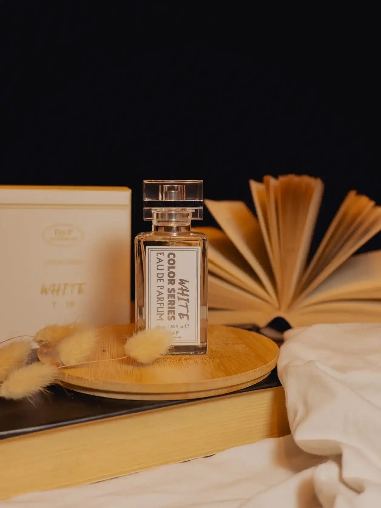 D&P Perfumum Color Series U-T19 White Unisex 55ml (Inspired by TIZIANA TERENZI, Andromeda)